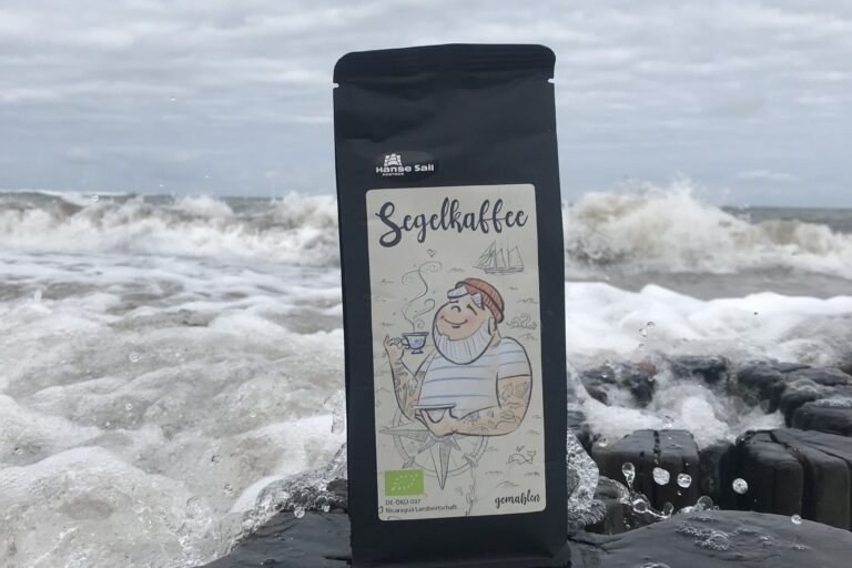 Segelkaffee macht Welle